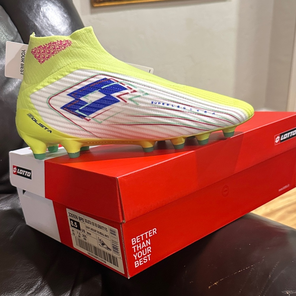 Lotto Solista Neon Yellow Soccer Cleats